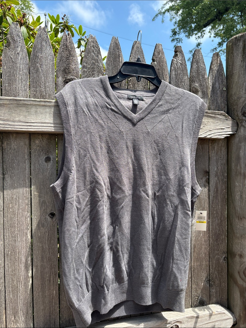 Van Heusen medium gray cotton sweater vest. NWT!!